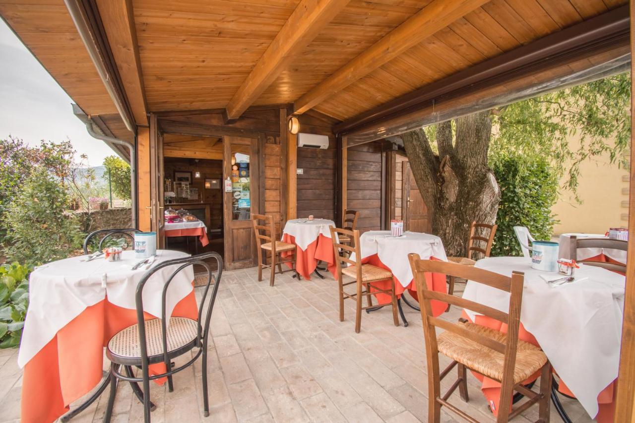Casa Vacanze Vecchio Granaio Magione Exterior photo