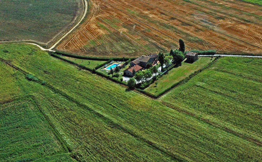 Casa Vacanze Vecchio Granaio Magione Exterior photo